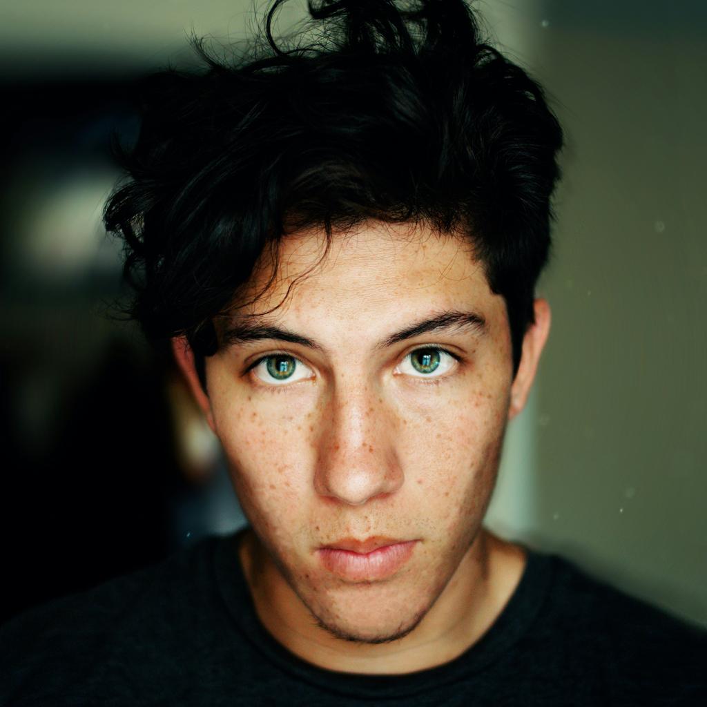 erik-lucatero-d2MSDujJl2g-unsplash (1).jpg